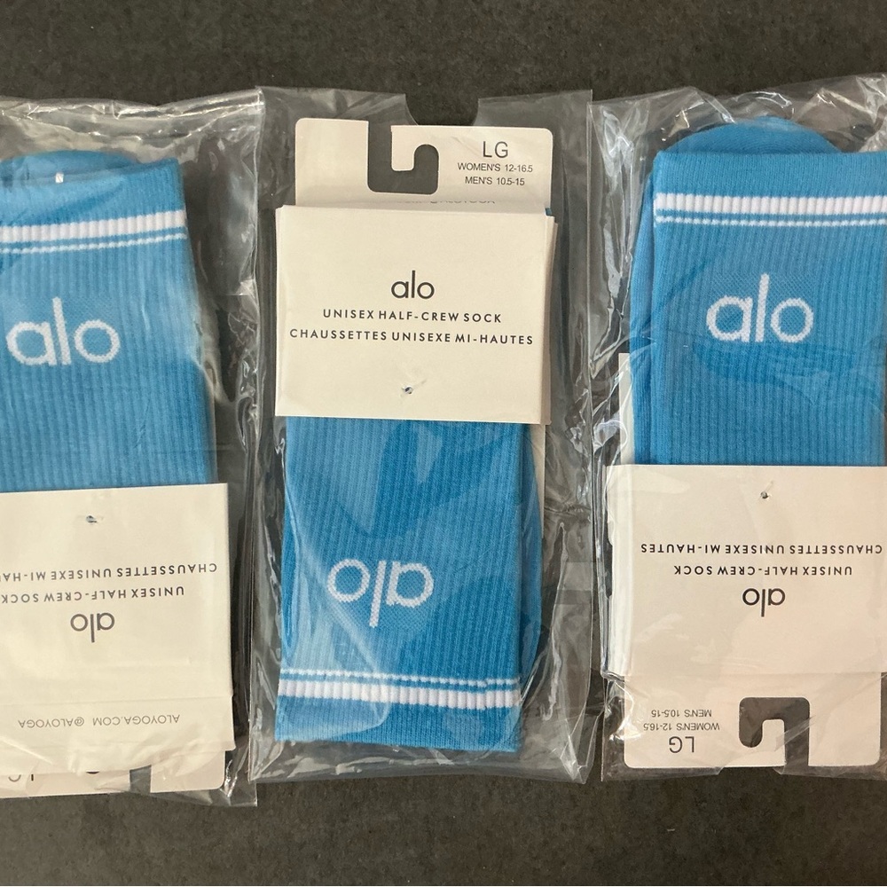 ALO Yoga Blue Unisex Half-Crew Socks 3 pairs